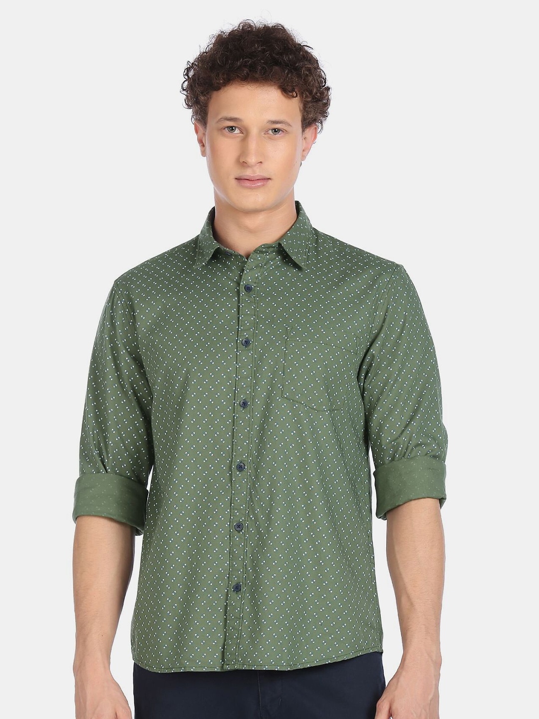 

Ruggers Men Green Printed Pure Cotton Casual Shirt