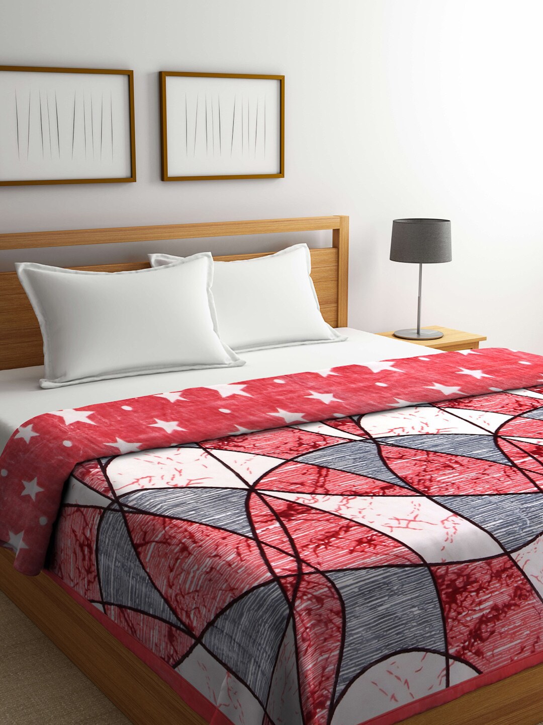 

Arrabi Orange & Grey Geometric Heavy Winter Double Bed Blanket