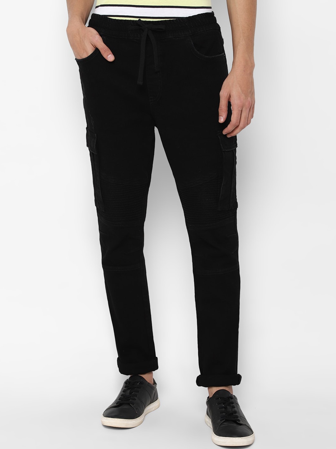 

FOREVER 21 Men Black Solid Denim Cargo Jeans