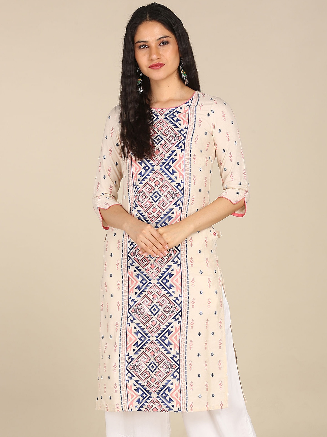 

Karigari Women Beige & Pink Geometric Printed Kurta
