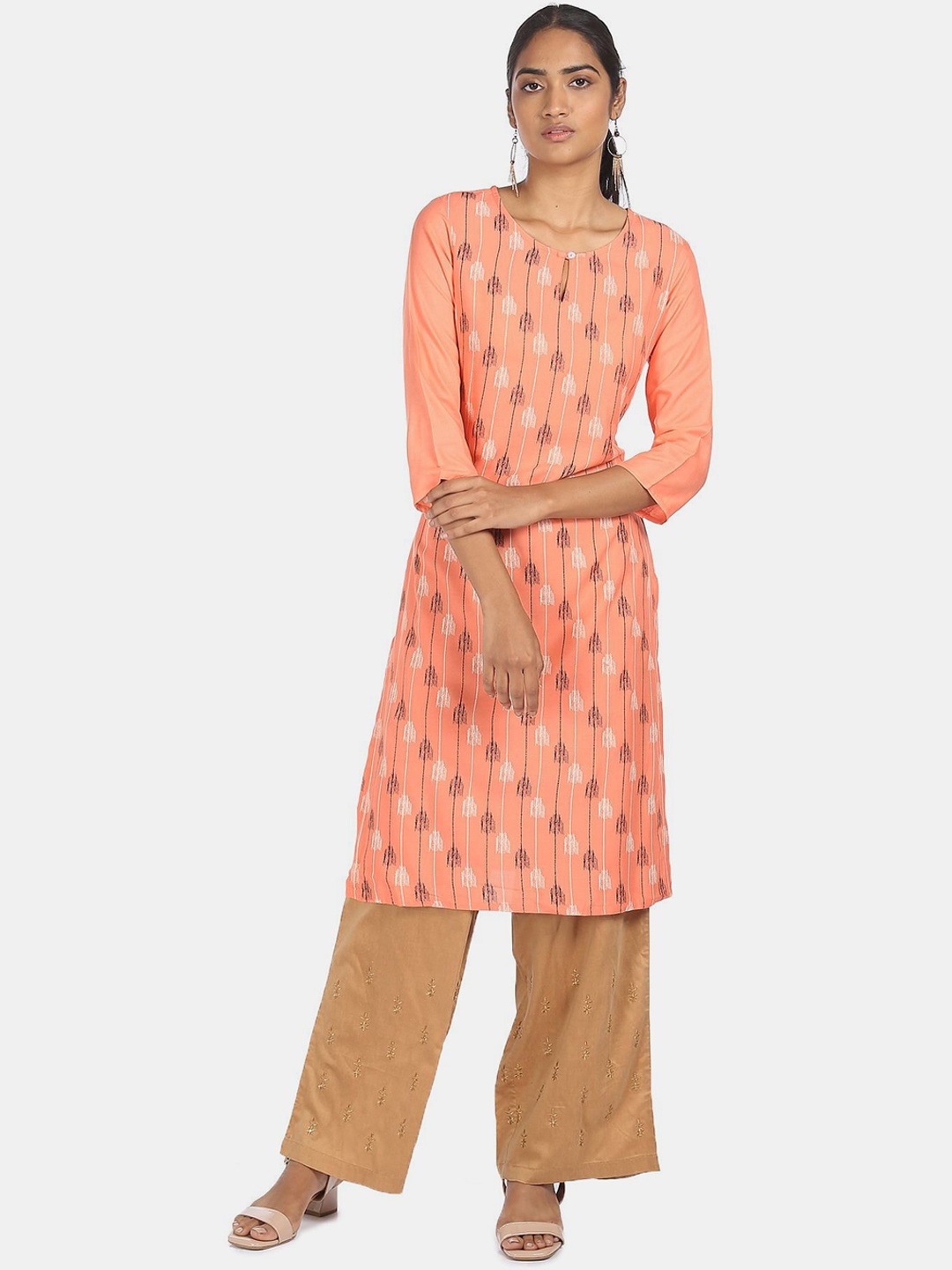 

Karigari Women Orange Printed Keyhole Neck Kurta