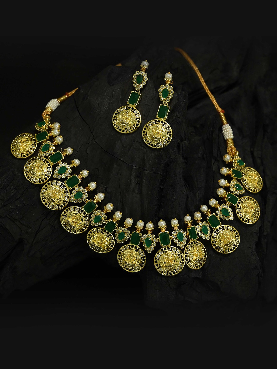 

justpeachy Gold-Plated Green Stone studded Jewellery Set