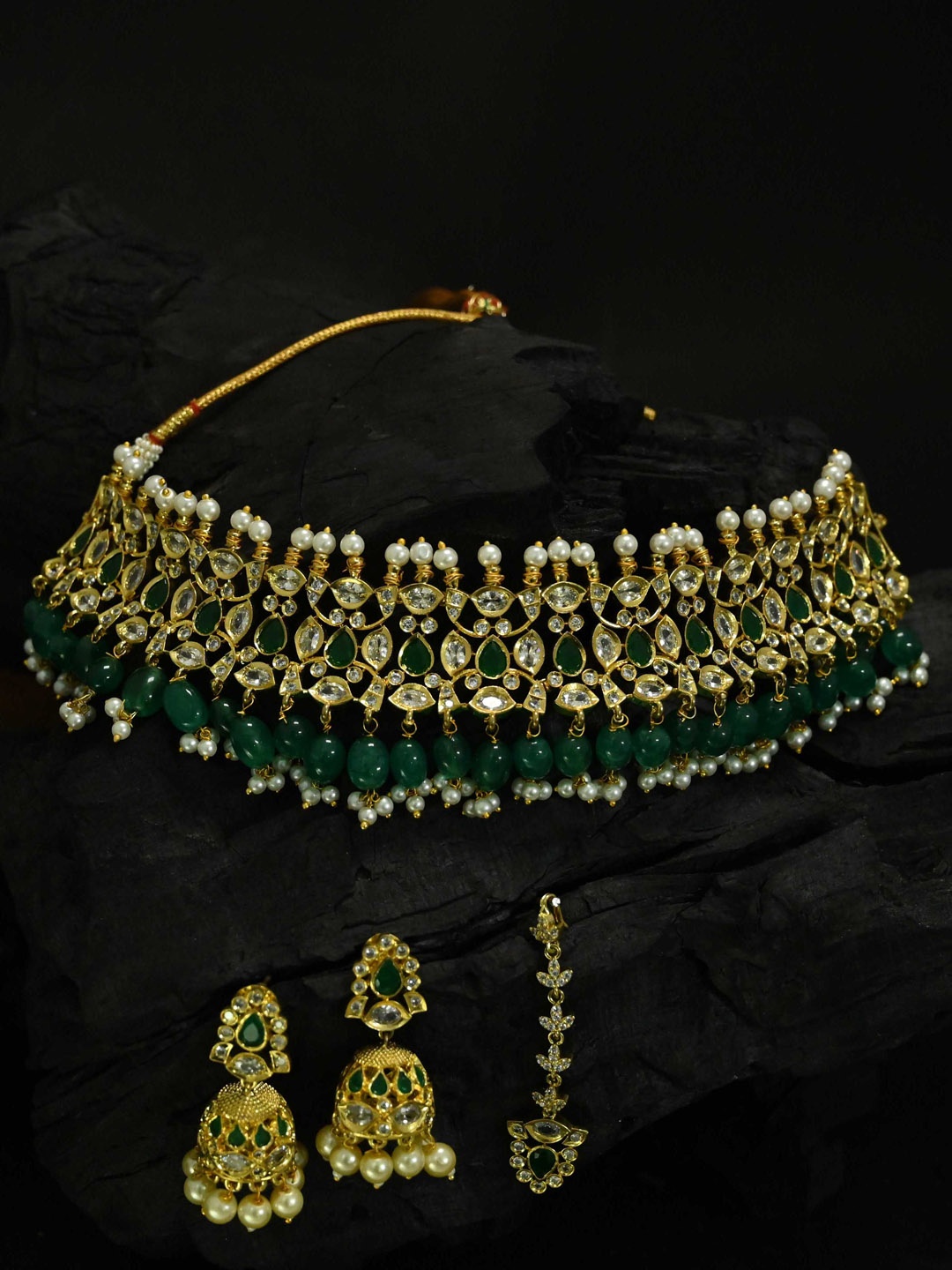 

justpeachy Gold-Plated Green Stone-Studded Jewellery Set