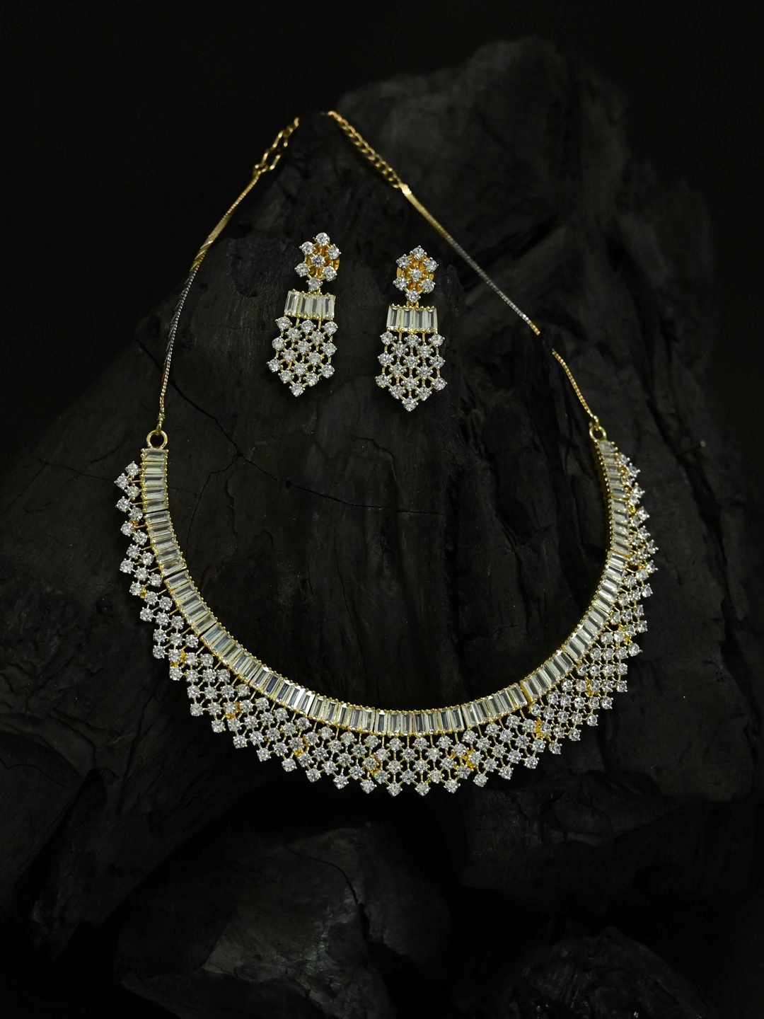 

justpeachy Gold-Plated AD-Studded Jewelry Set