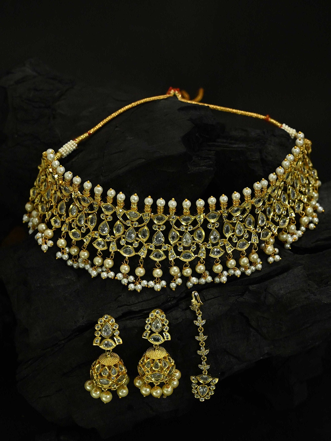 

justpeachy Gold-Plated White Stone-Studded & Pearl Beaded Jewellery Set