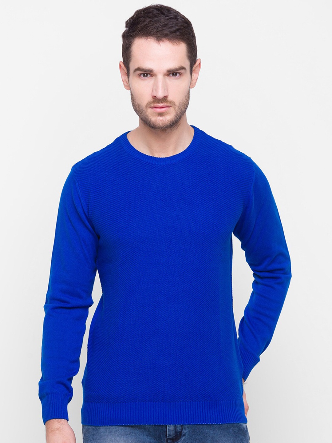 

Globus Men Blue Solid T-shirt