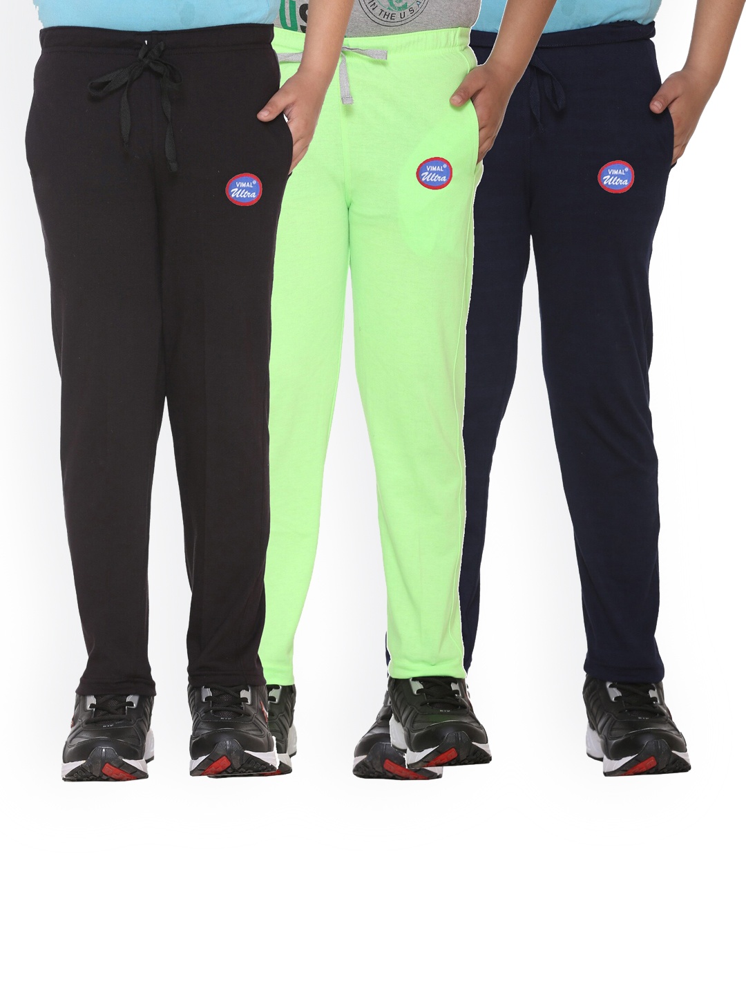 

VIMAL JONNEY Kids Green & Black Pack Of 3 Solid Cotton Track Pants