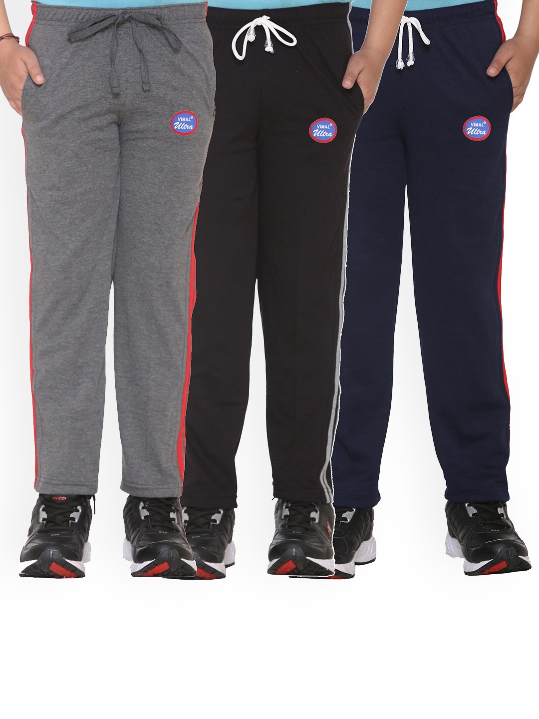 

VIMAL JONNEY Kids Grey & Black Pack of 3 Solid Cotton Track Pants
