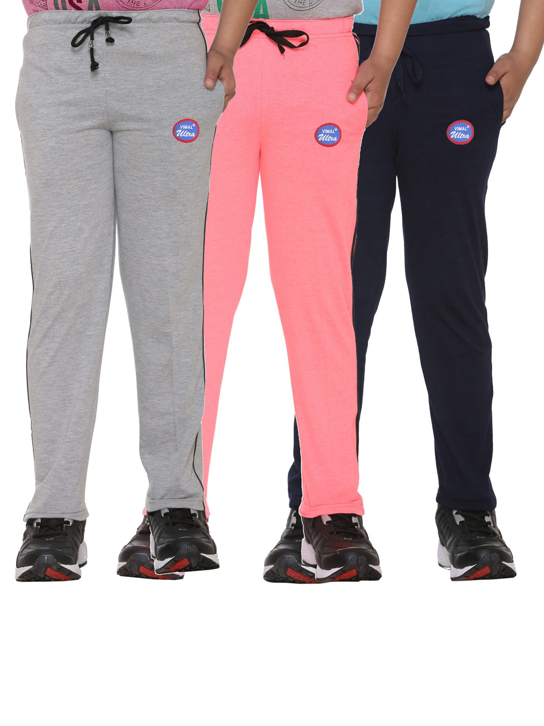 

VIMAL JONNEY Kids Grey & Pink Pack Of 3 Solid Cotton Track Pants
