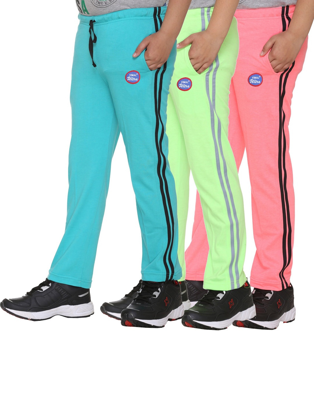

VIMAL JONNEY Pack of 3 Blue & Green Kids Solid Cotton Track Pants