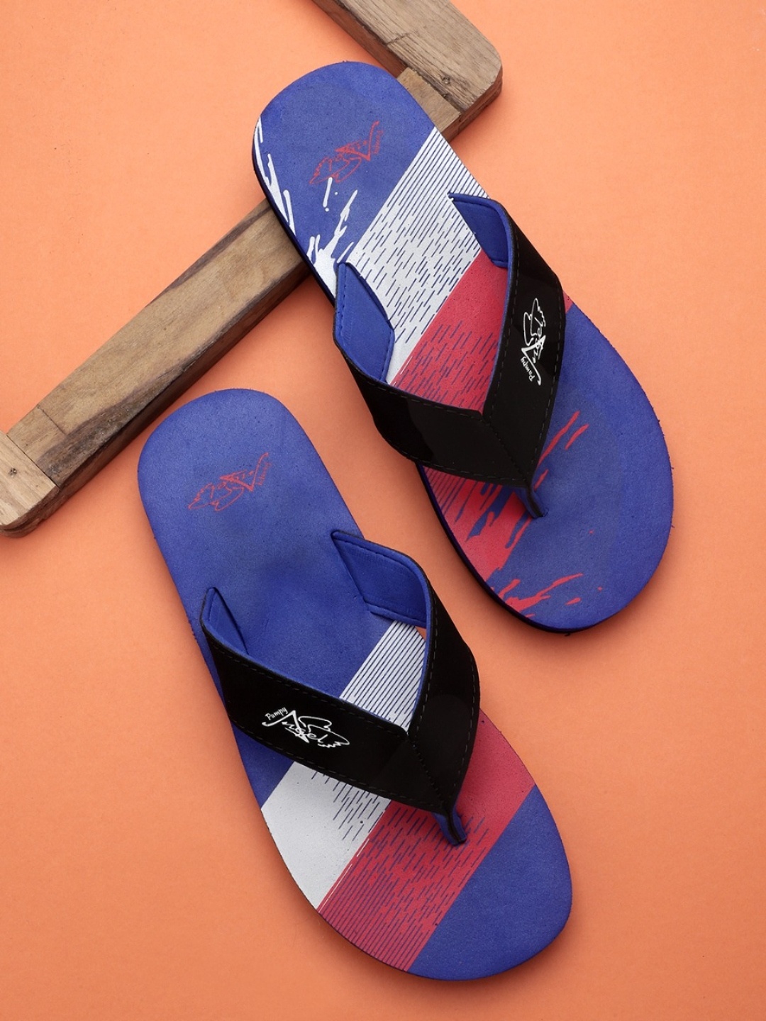 

Pampy Angel Men Blue Printed Thong Flip Flops