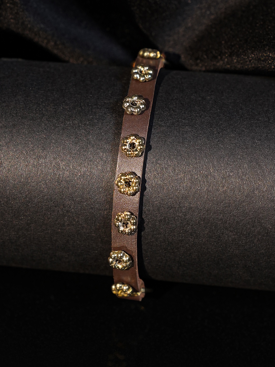 

Rubans Voguish Women Gold-Toned & Brown Leather Charm Bracelet