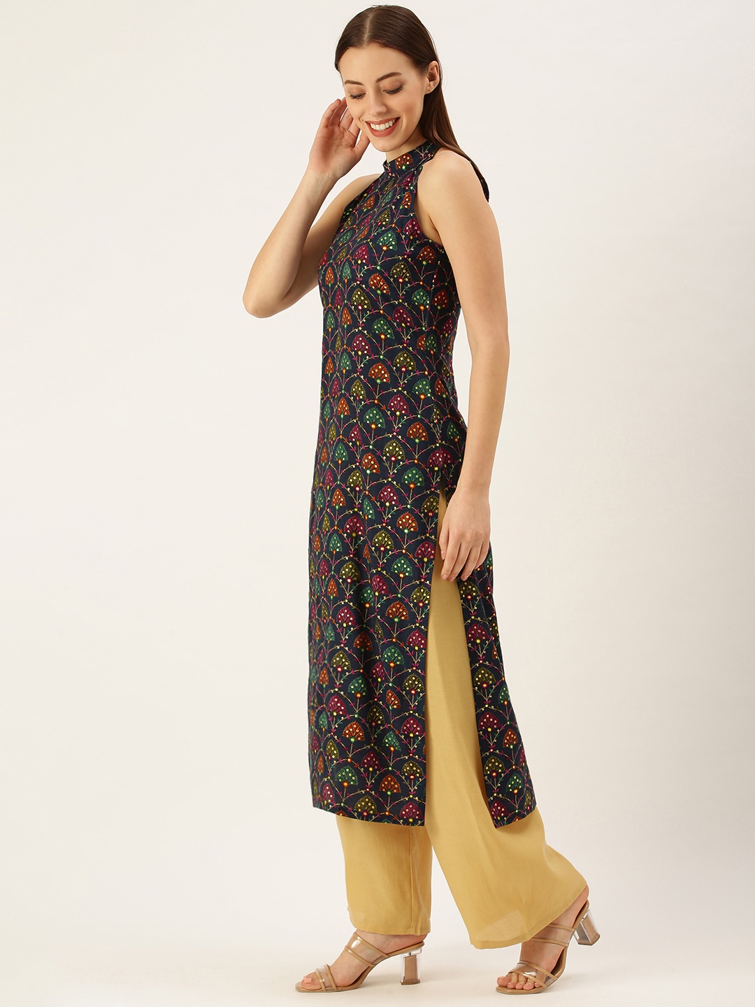 

Ethnovog Women Navy Blue Ethnic Motifs Foil Printed Kurta with Palazzos