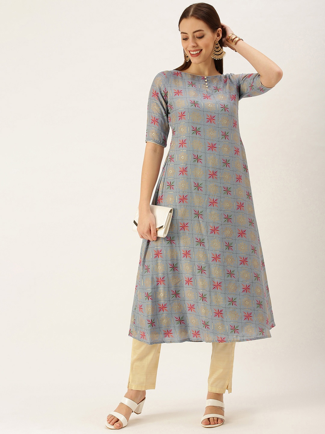 Ethnovog Women Blue Ethnic Motifs Printed Kurta with Trousers