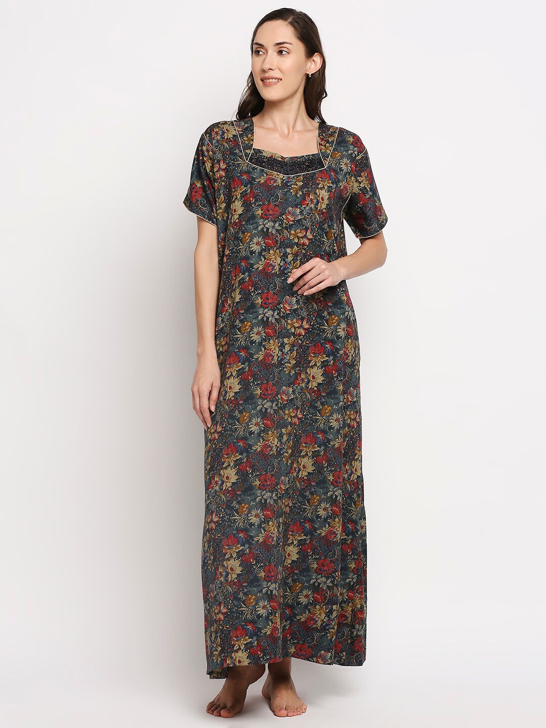 

Pretty Awesome Blue Printed Maxi Nightdress