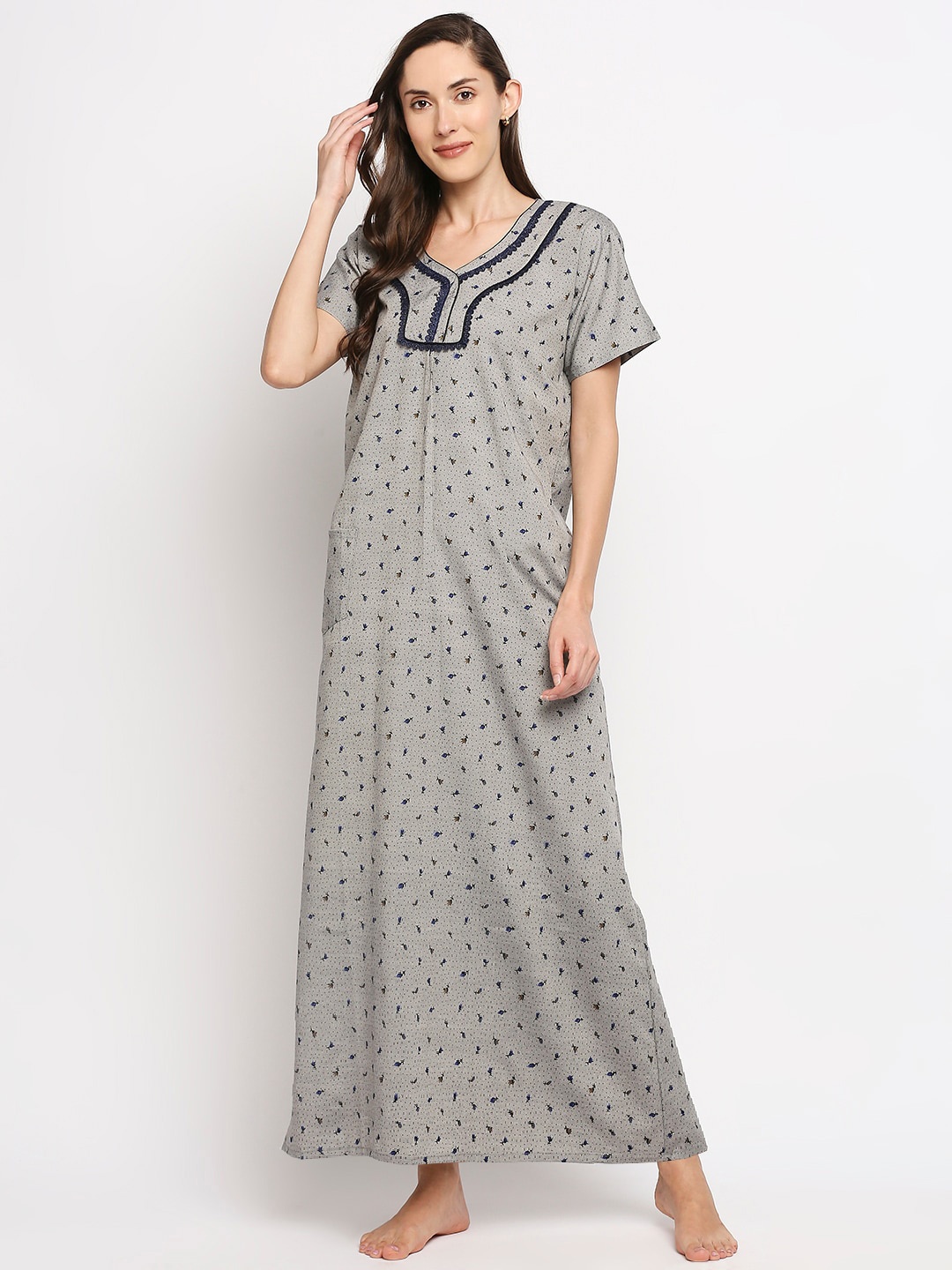 

Pretty Awesome Grey Printed Maxi Nightdress