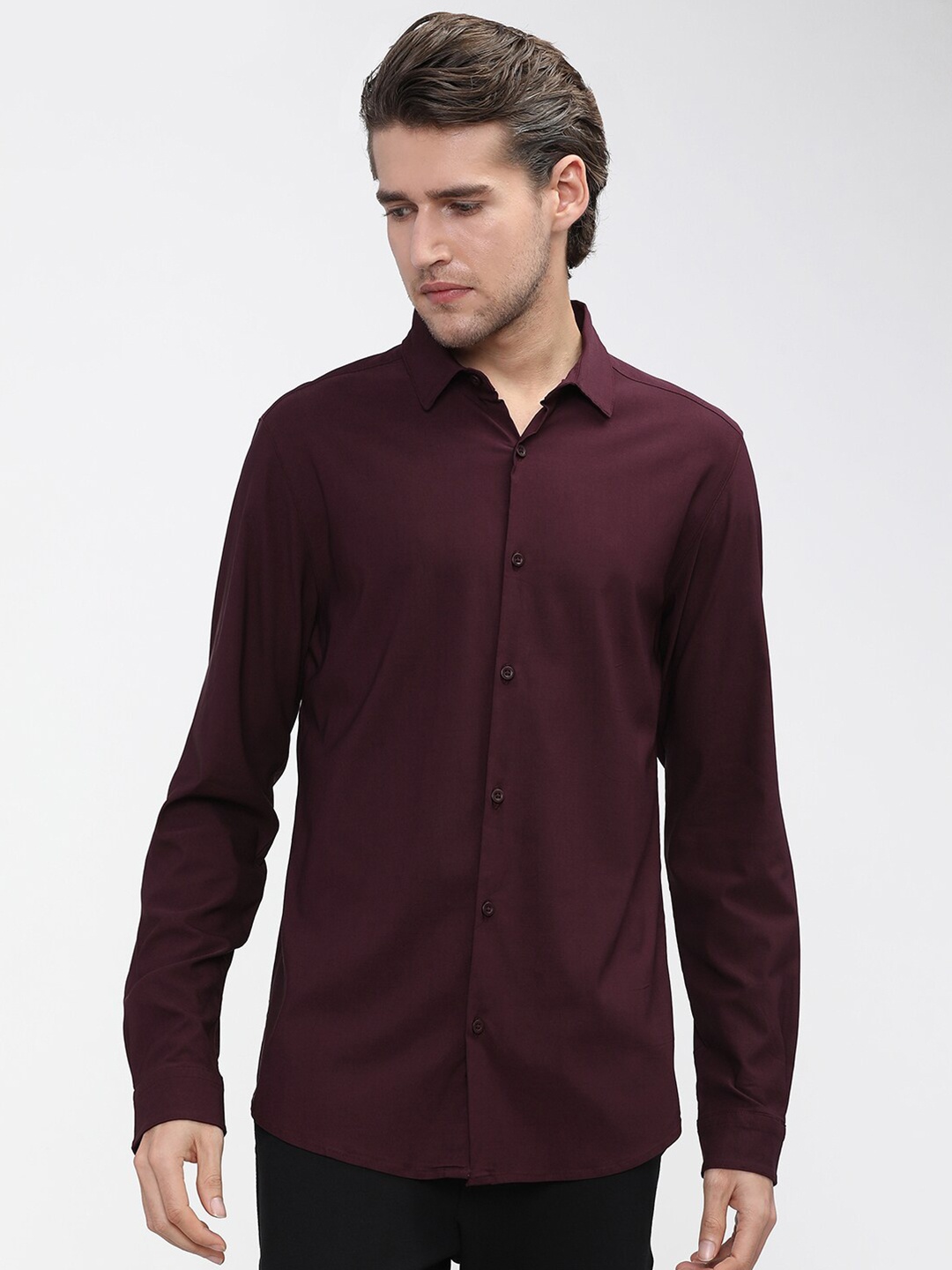

HIGHLANDER Men Burgundy Slim Fit Party Shirt
