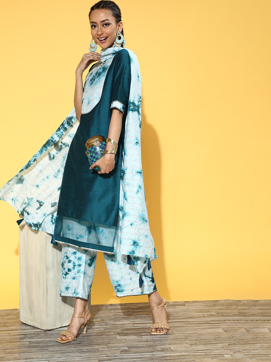 

Indo Era Women Blue Tie & Dye Kurta with Palazzos & Dupatta