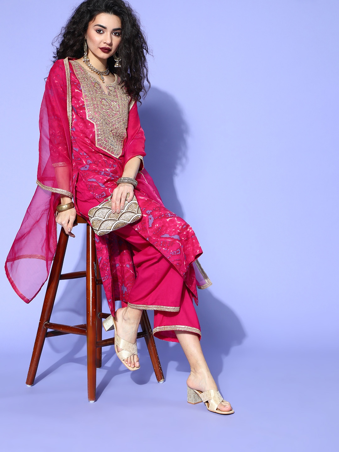 

Indo Era Abstract Cotton Blend Tie and Dye Printed Kurta Set, Magenta