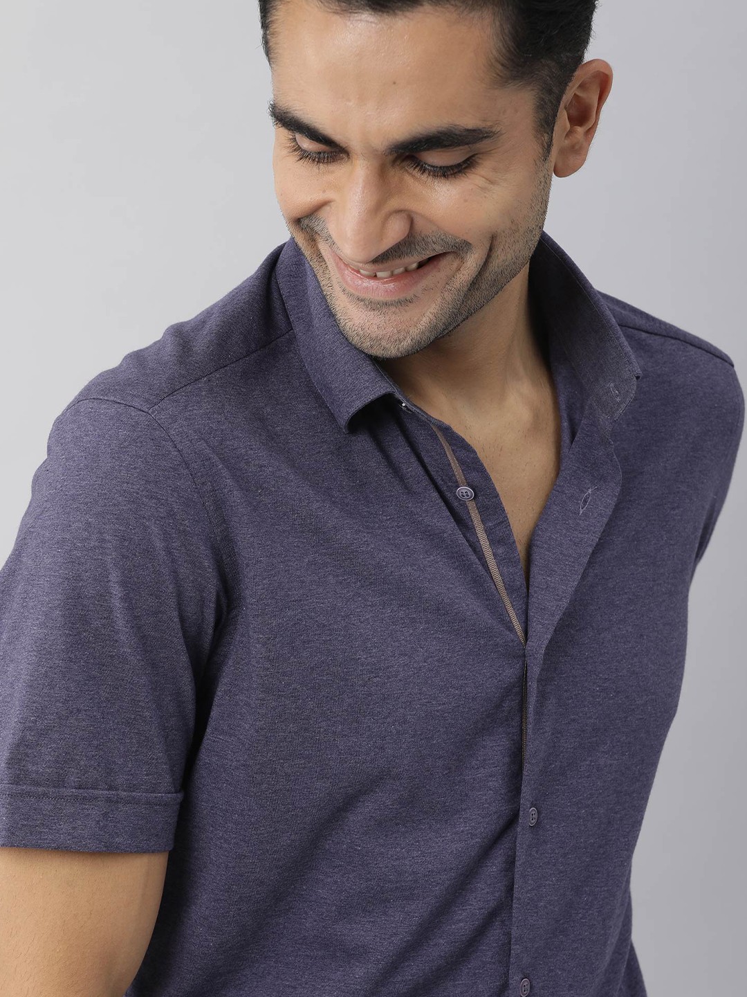 

RARE RABBIT Men Miraj Solid Slim Fit Cotton Shirt, Purple