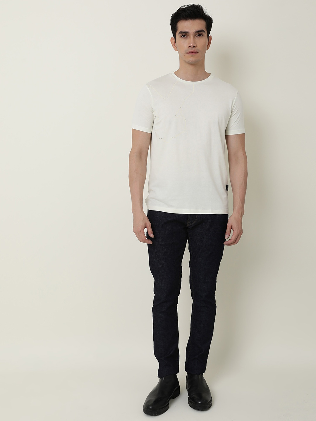 

RARE RABBIT Men Graph Pure Cotton Slim Fit T-Shirt, Off white
