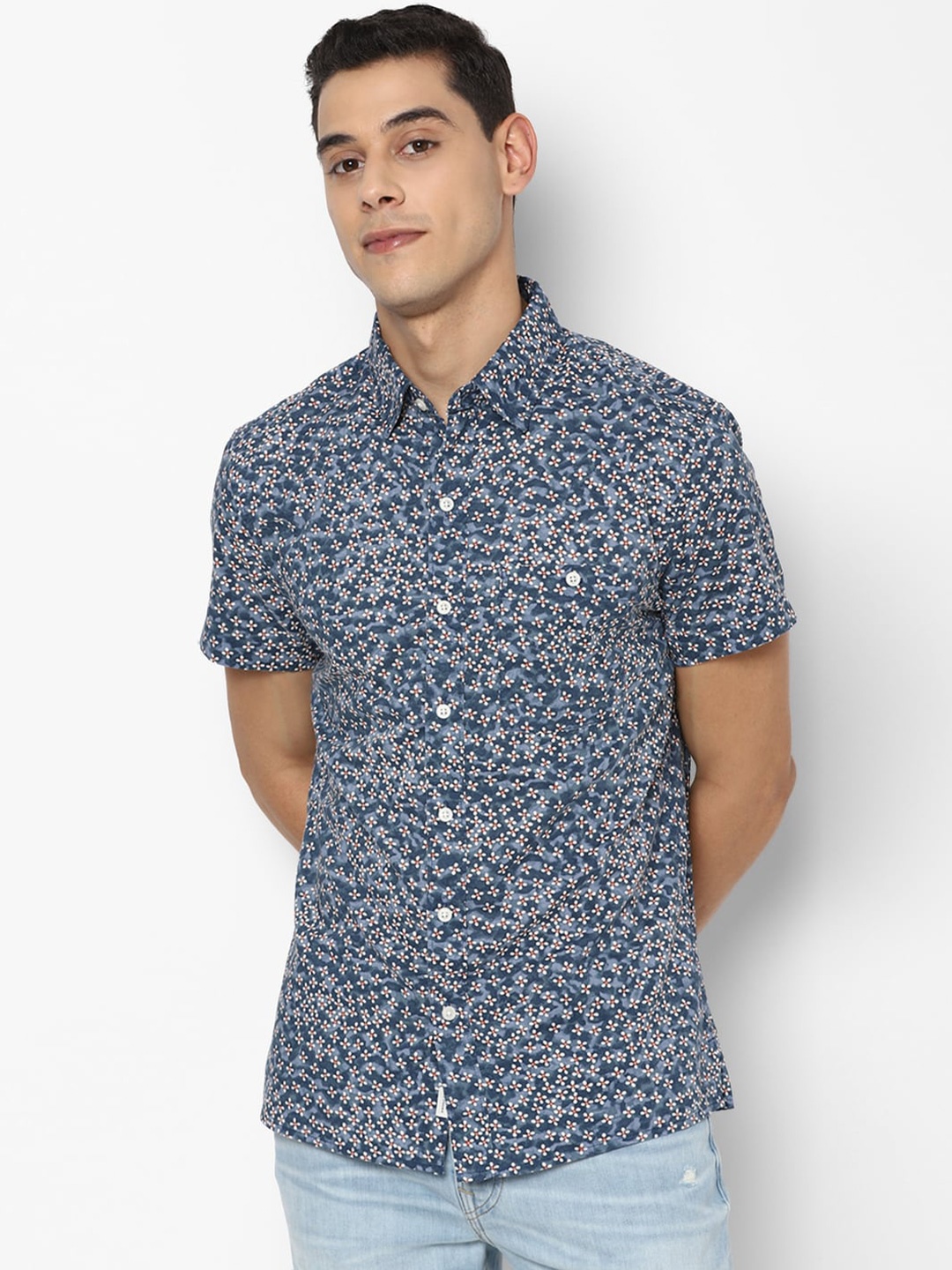 

AMERICAN EAGLE OUTFITTERS Men Blue Floral Printed Casual Shirt