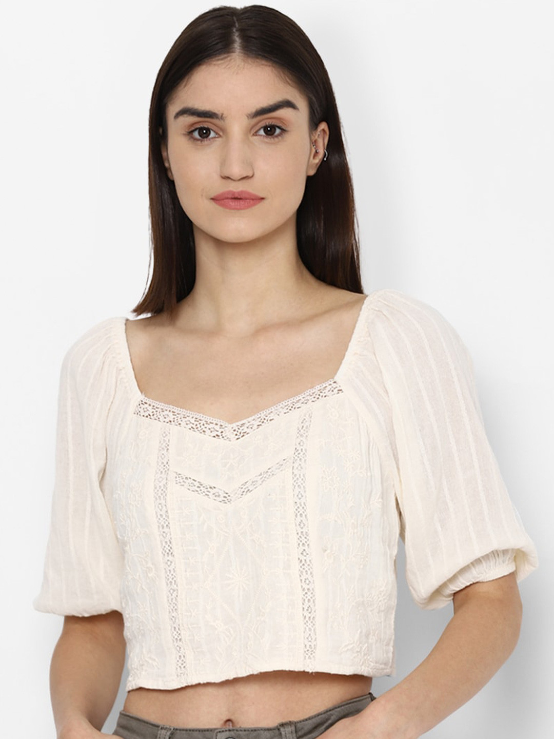 

AMERICAN EAGLE OUTFITTERS Cream-Coloured Crop Top
