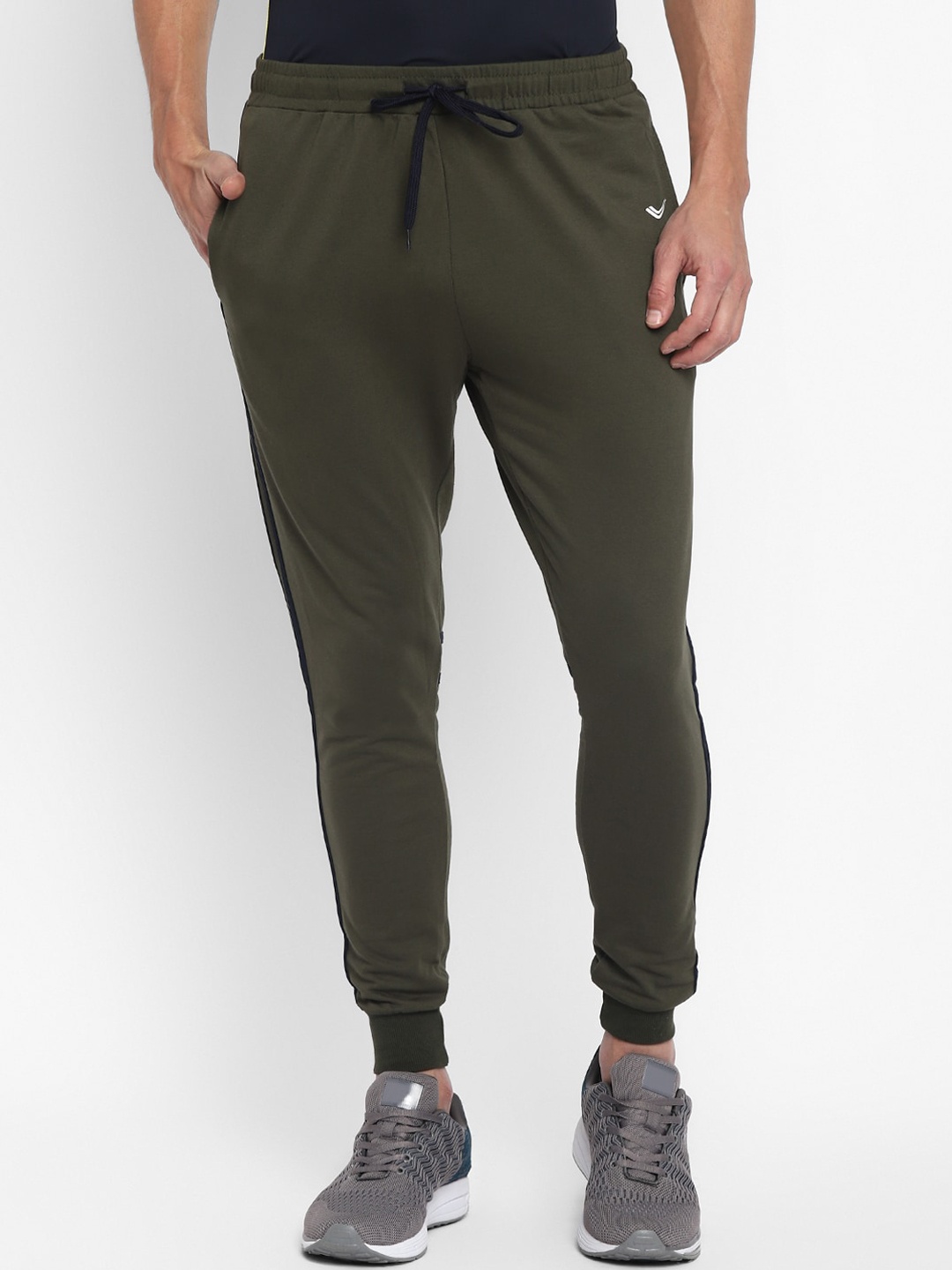 

Yuuki Men Olive Green Solid Bio-Washed Joggers