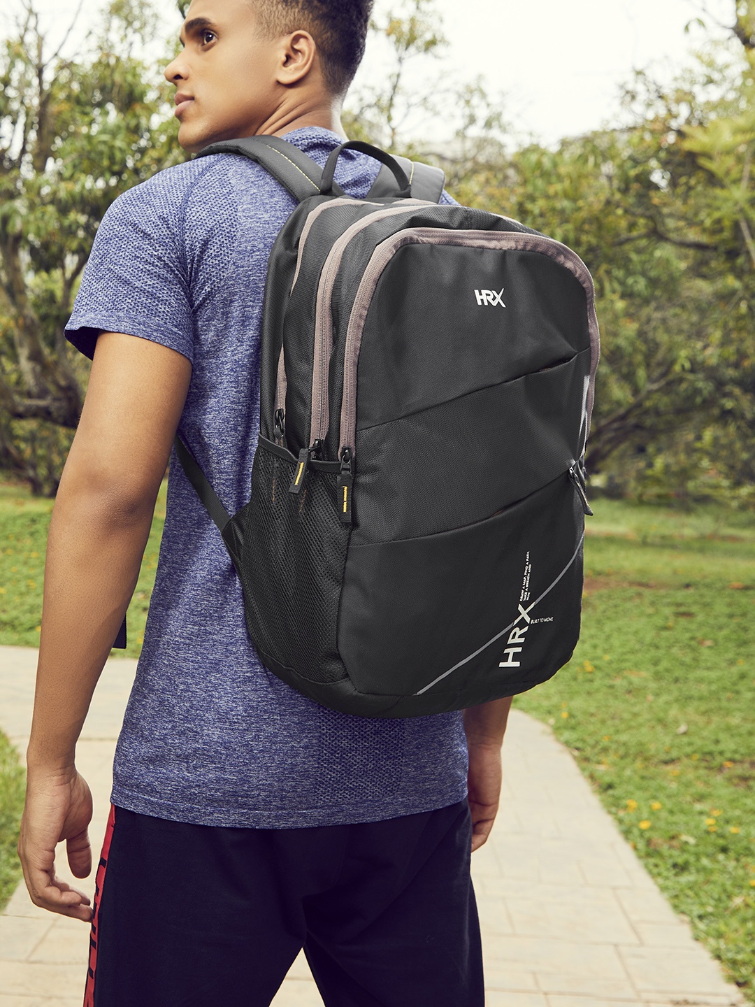 

HRX by Hrithik Roshan Unisex Black Solid Multiutility Laptop Backpack