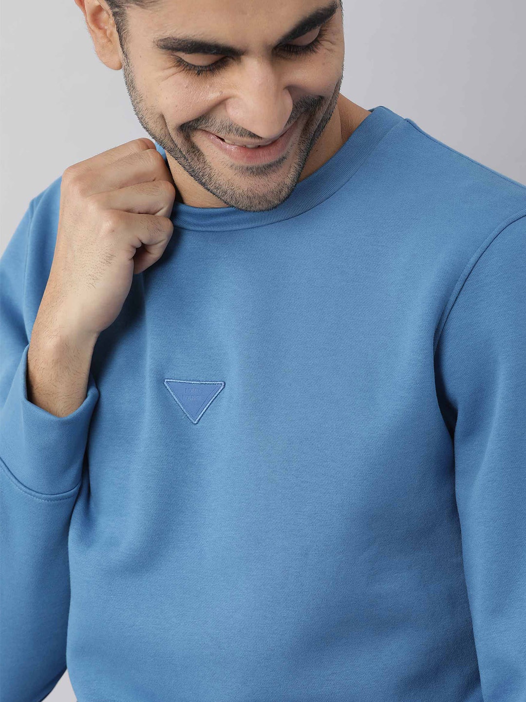

RARE RABBIT Men Eden Slim Fit Solid Round Neck Sweatshirt, Blue