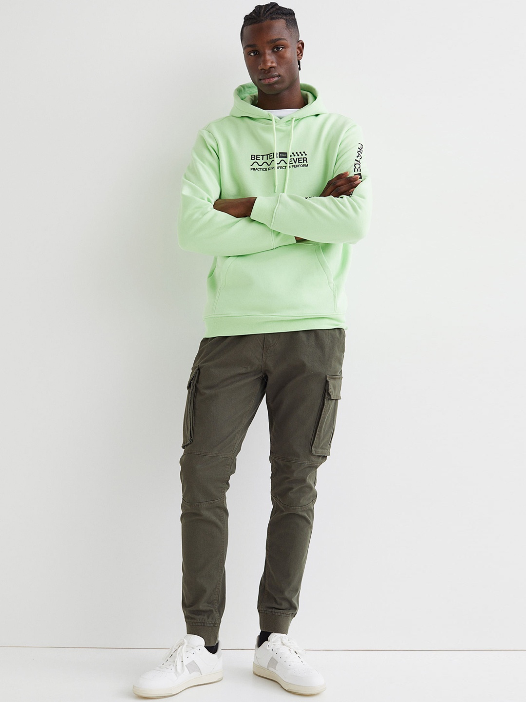 

H&M Men Green Skinny Fit Cargo Joggers