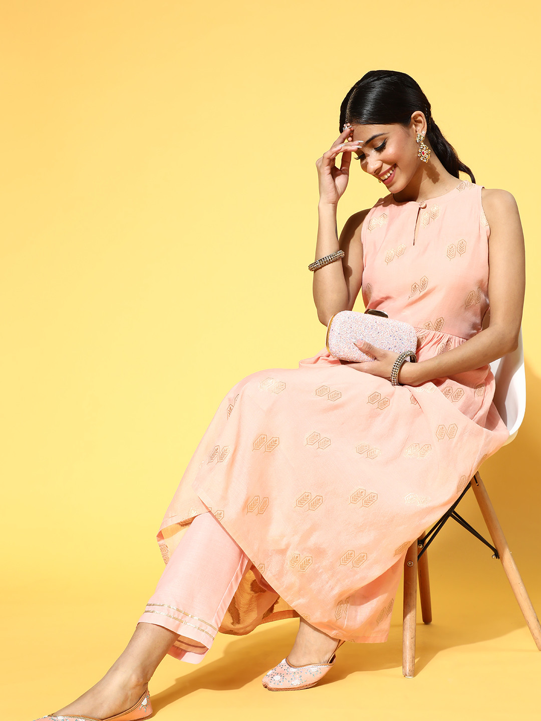 

AHIKA Quirky Poly-Chanderi Gold Foil Kurta Set, Peach