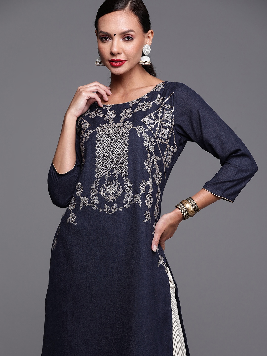 

Indo Era Women Navy Blue & Beige Ethnic Motifs Printed Kurta
