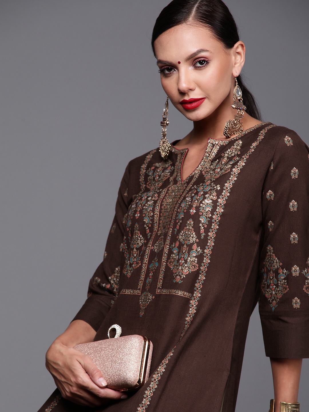 

Indo Era Women Brown & Golden Ethnic Motifs Printed Kurta