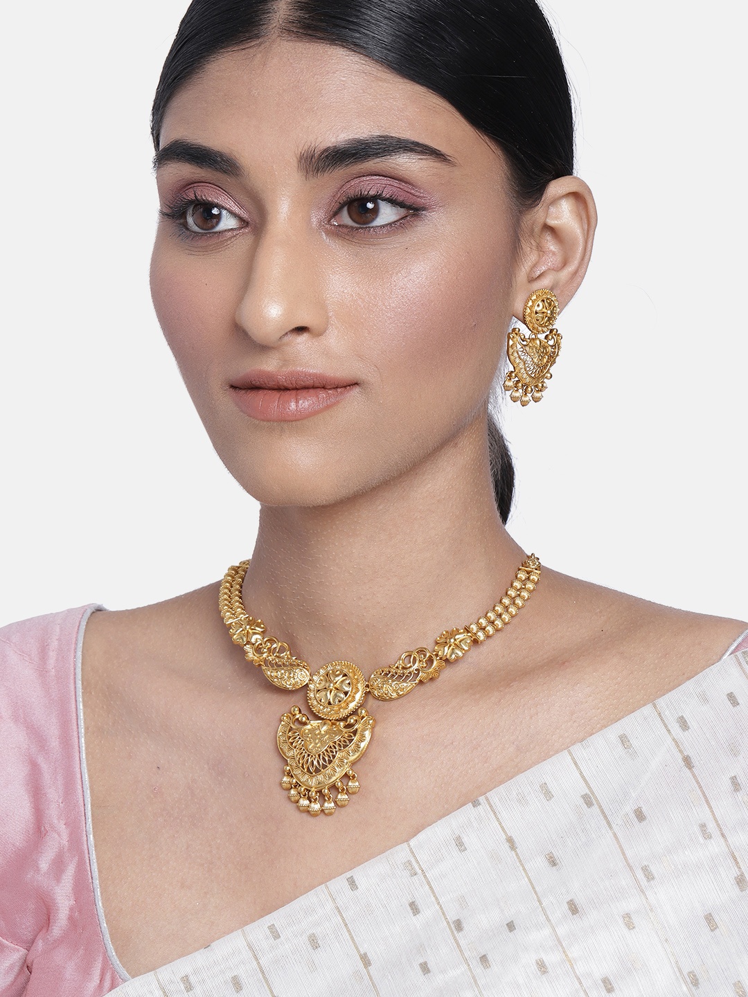 

Peora Gold-Plated Matte Finish Jewellery Set