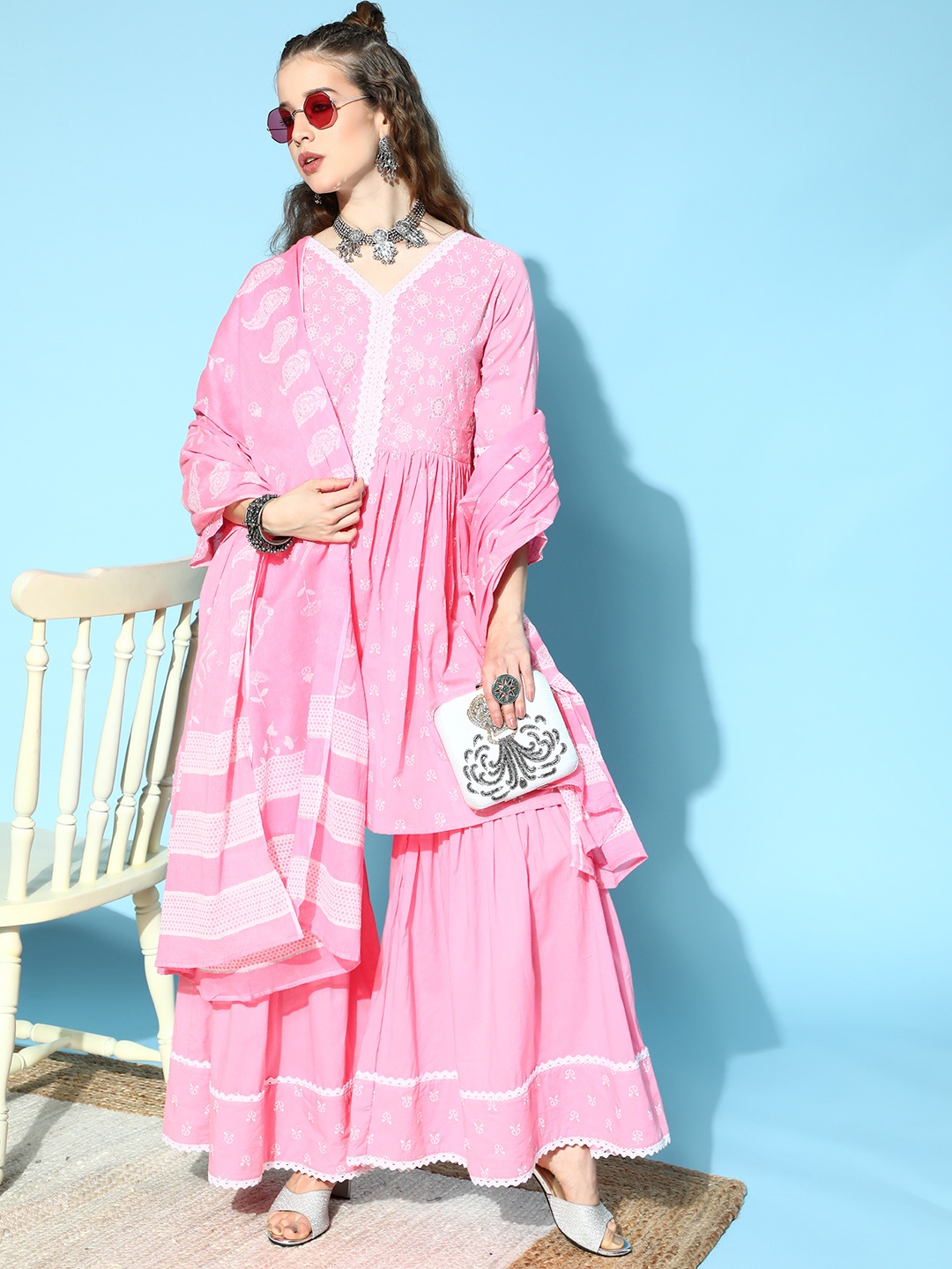 

Indo Era Women Pink Floral Printed Kurta with Palazzos & Dupatta