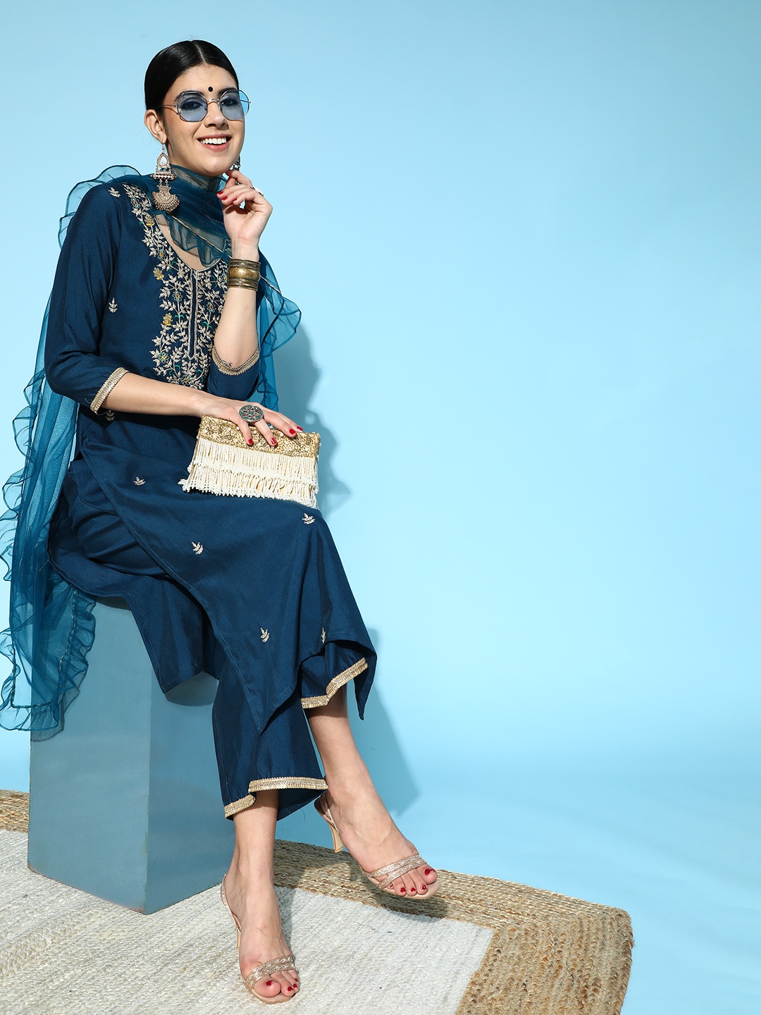 

Indo Era Ethnic Motifs Chanderi Silk Scalloped Edge Kurta Set, Teal