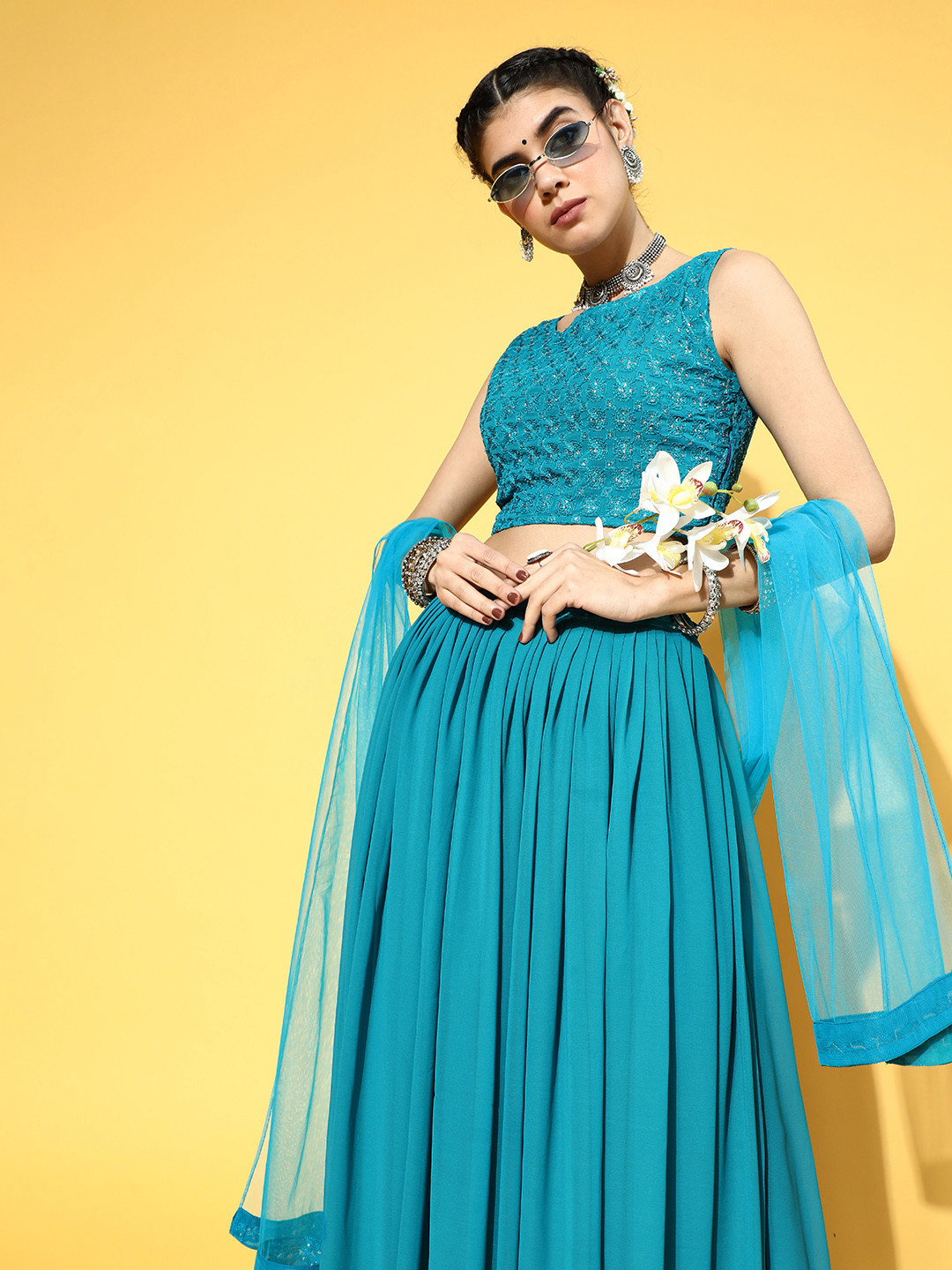 

RedRound Blue Embroidered Sequinned Semi-Stitched Lehenga & Unstitched Blouse With Dupatta