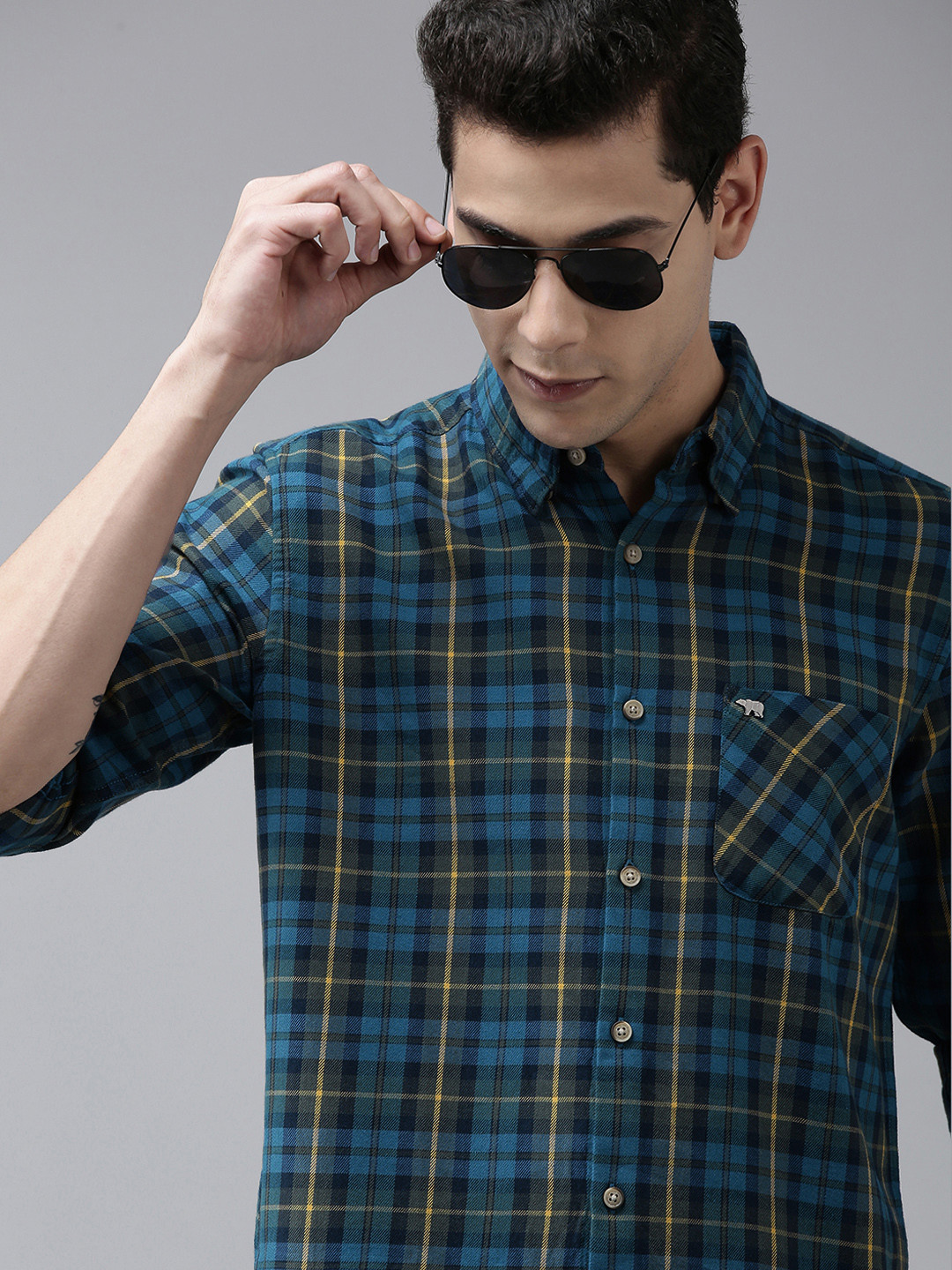 

THE BEAR HOUSE Men Blue Classic Slim Fit Tartan Checked Casual Shirt