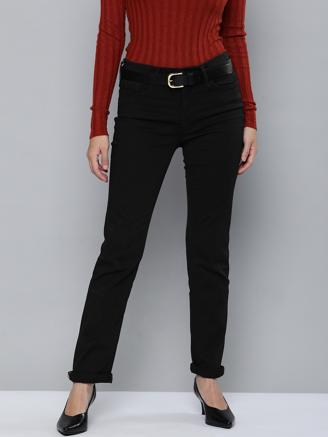 

Levis Women Black 312 Shaping Slim Fit Mid Rise Stretchable Jeans