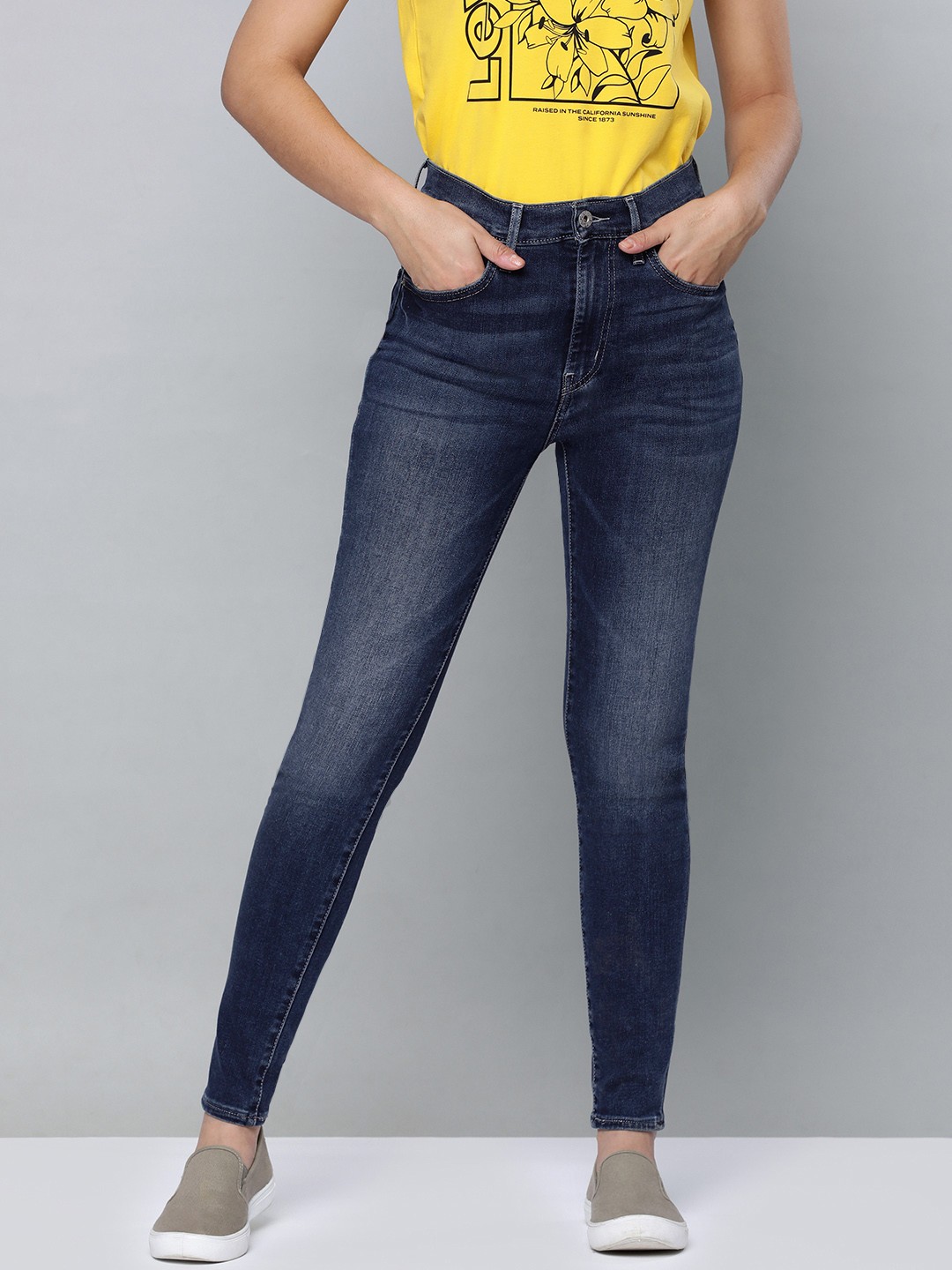 

Levis Women Blue Super Skinny Fit High-Rise Light Fade Stretchable Jeans