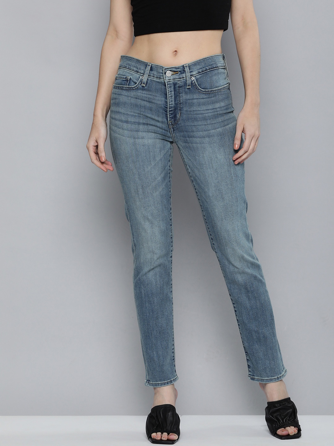 

Levis Women Blue Slim Fit Light Fade Stretchable Jeans