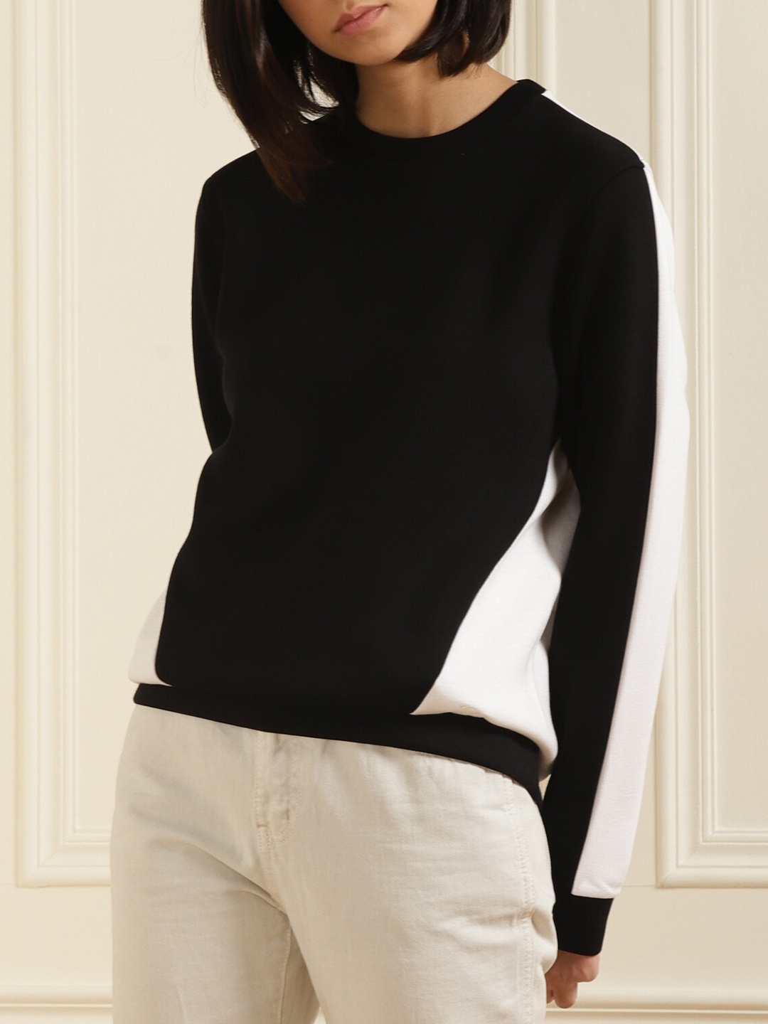 

Ted Baker Women Black & White Cotton Colourblocked Sweatshirt