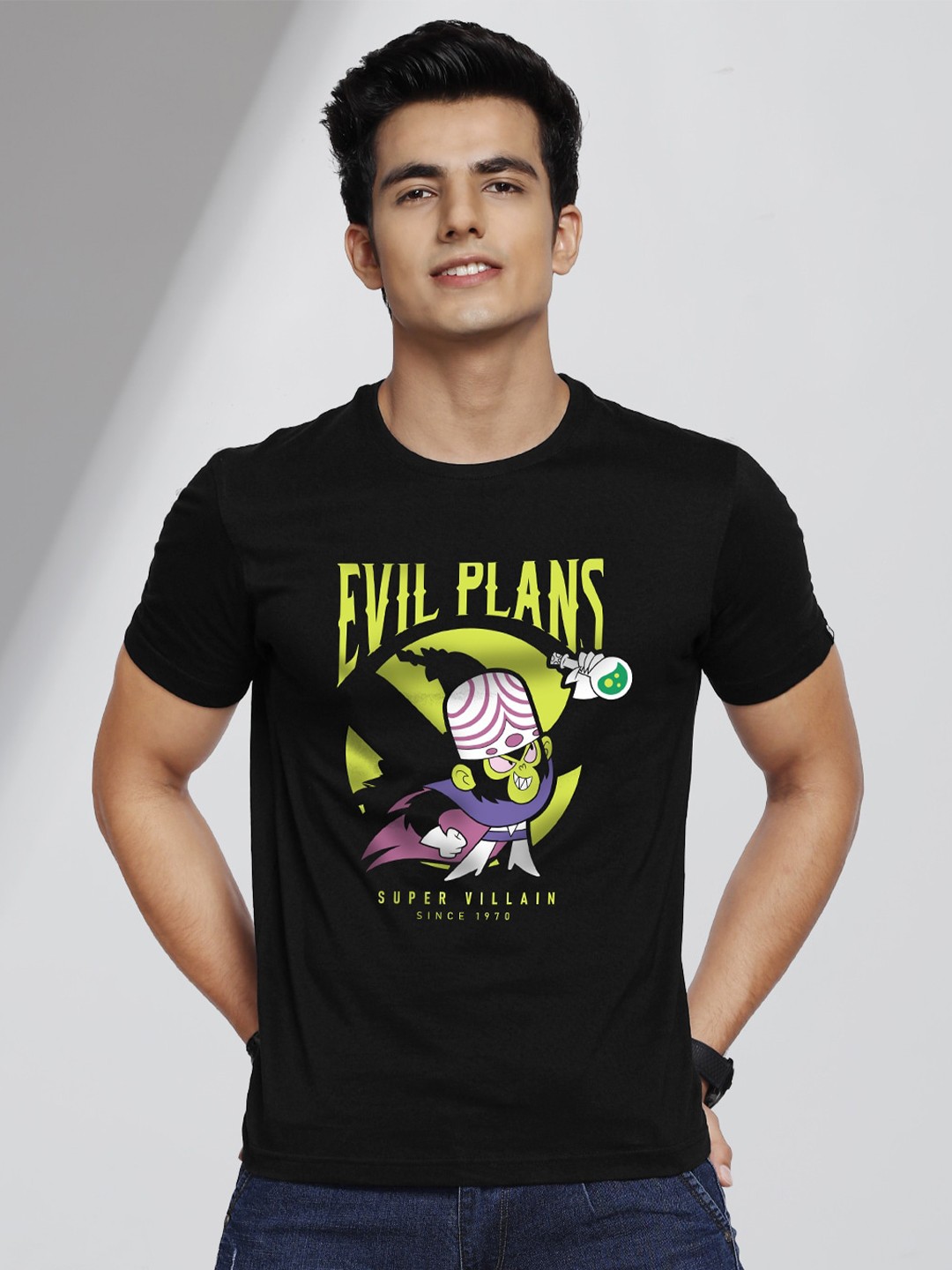 

The Souled Store Men Black & Green Mojo Jojo Printed Cotton T-shirt