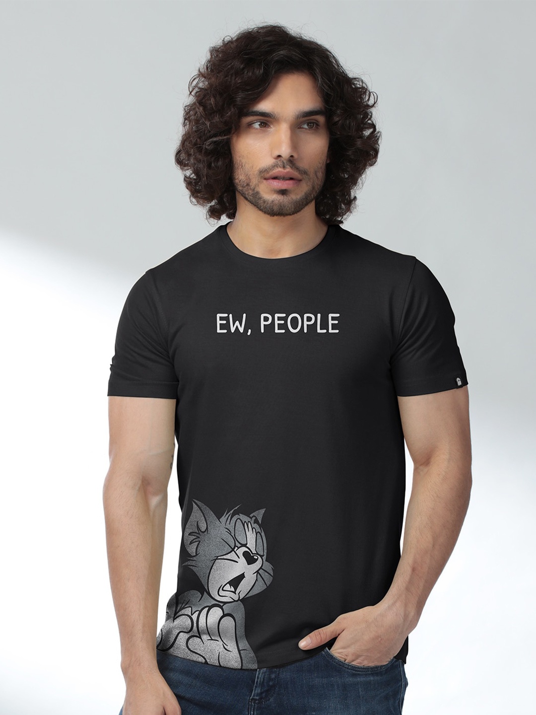 

The Souled Store Men Black Tom And Jerry Printed T-shirt