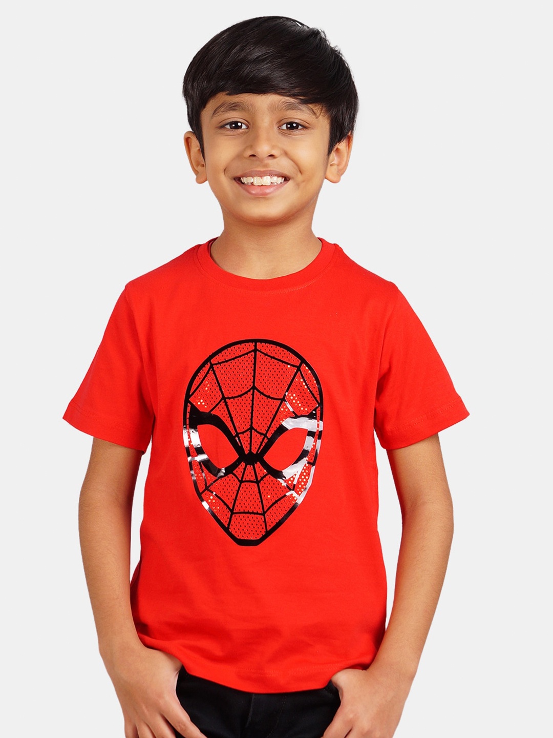 

Marvel by Wear Your Mind Boys Red & Black Spider-Man Printed Pure Cotton T-shirt