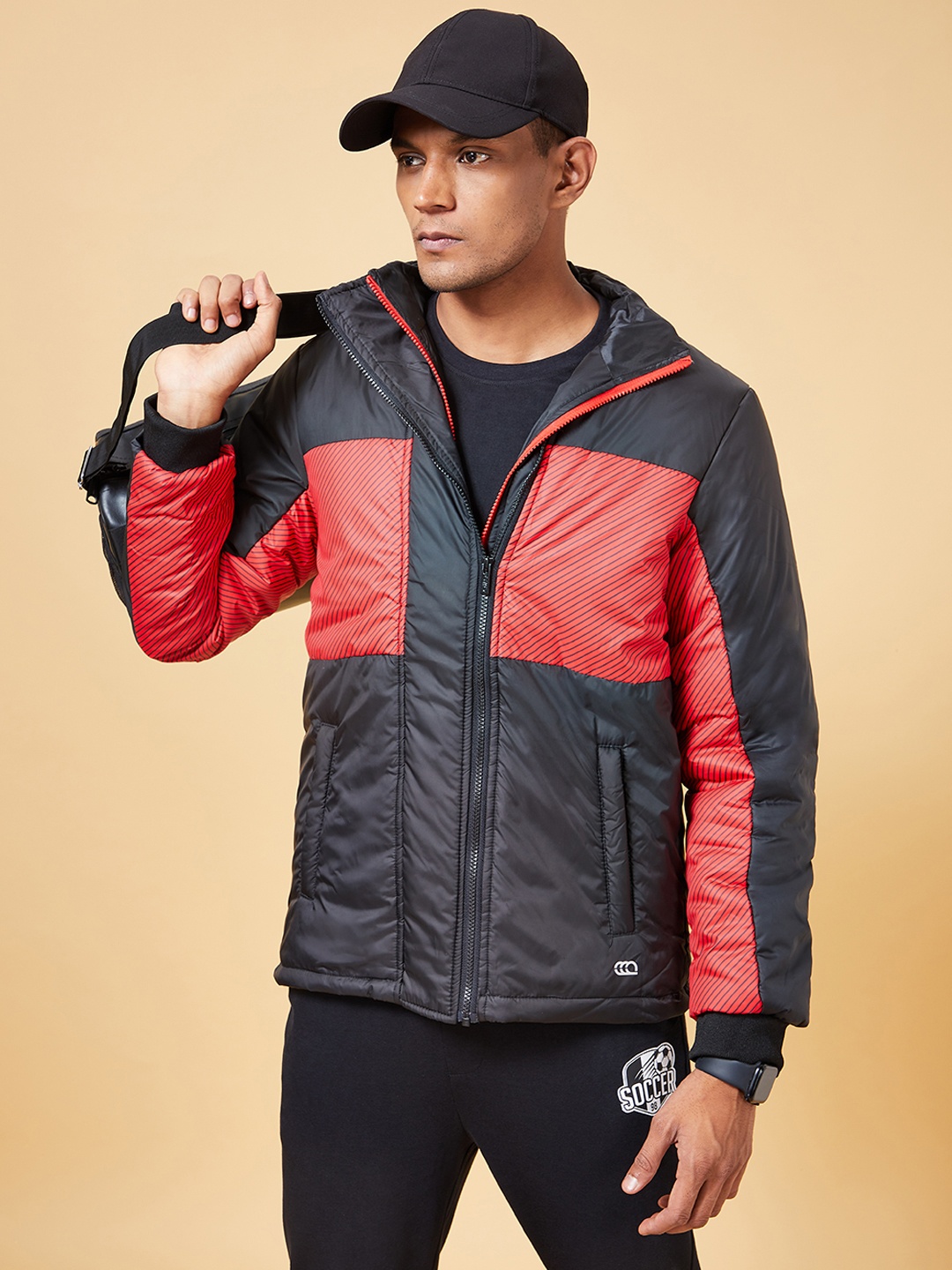 

Ajile by Pantaloons Men Black & Orange Colourblocked Padded Jacket