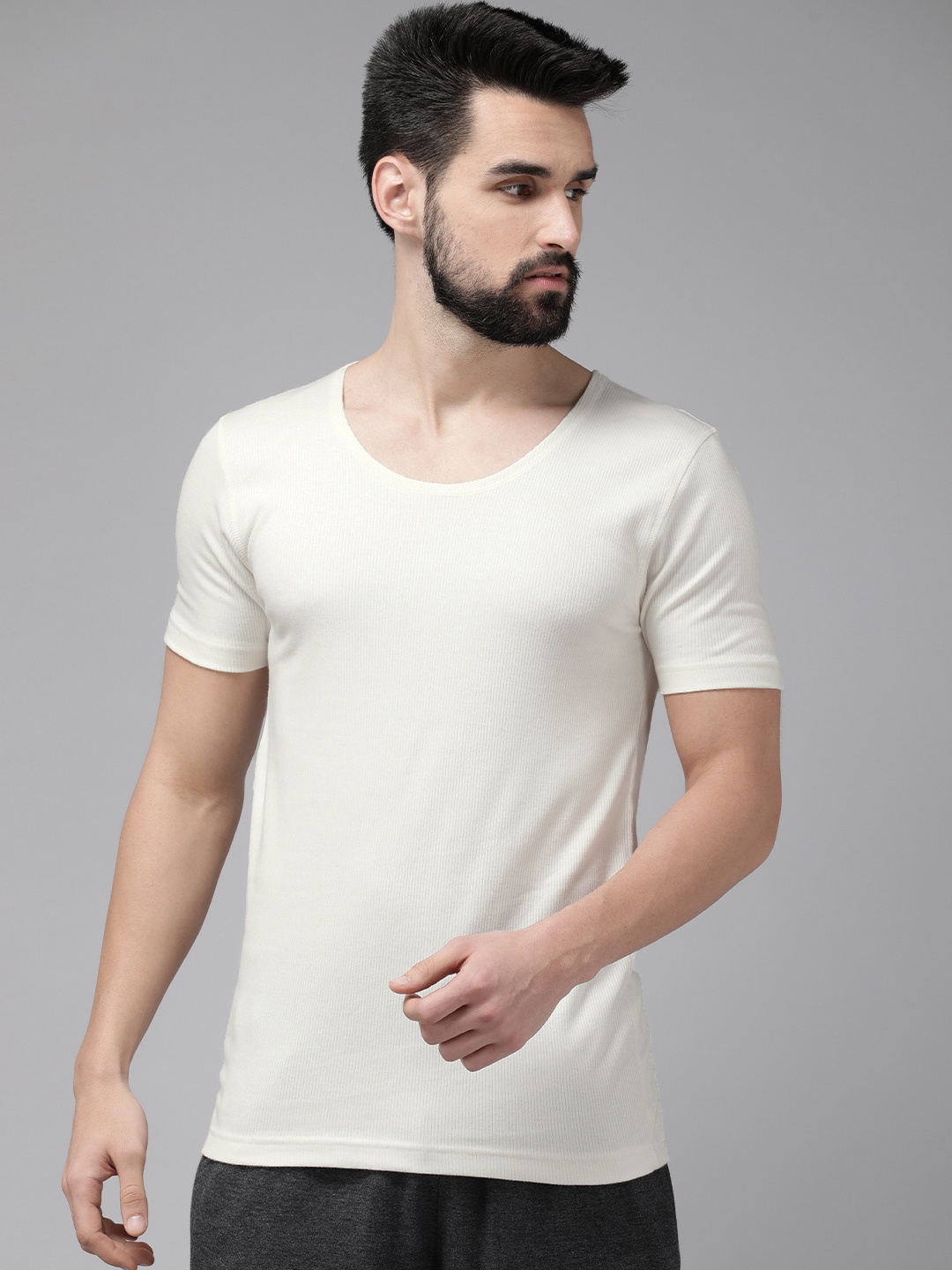 

Van Heusen Warmtech Anti-Bacterial Thermal Vest, Off white