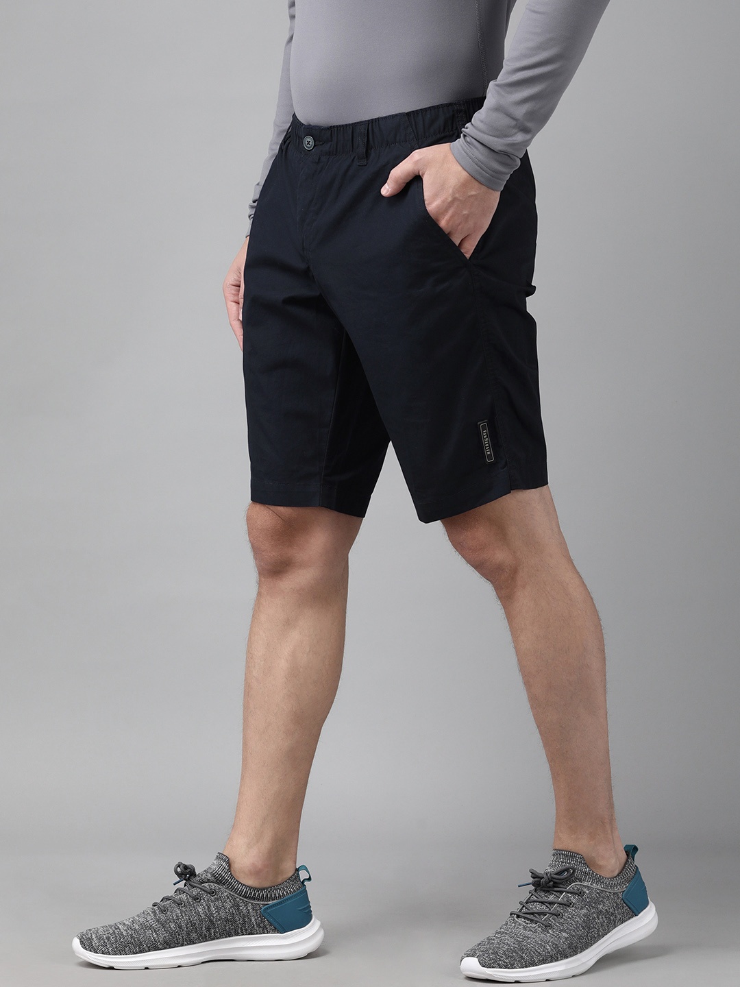 

Van Heusen Men Soft Touch Functional Pockets Shorts, Navy blue