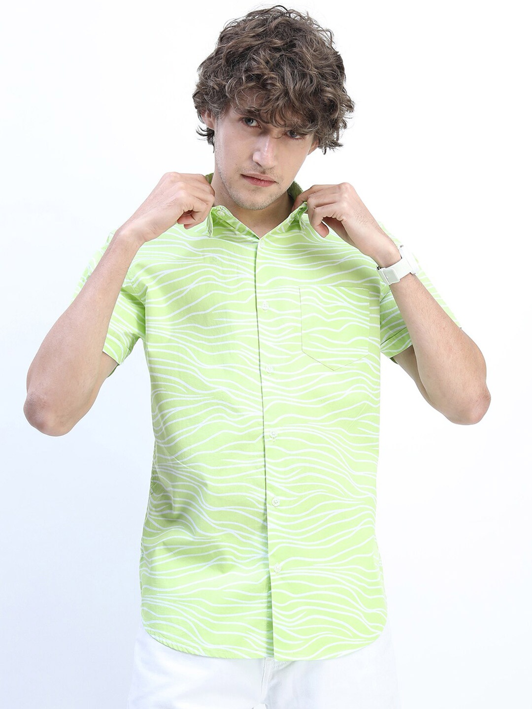 

HIGHLANDER Men Green Slim Fit Printed Casual Shirt